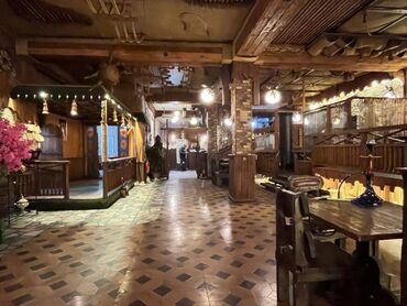 Restoran, kafelər: Nərimanov rayonu, Əhməd Rəcəblidə, ümumi sahəsi 400 kv/m-dən çox olan — 4