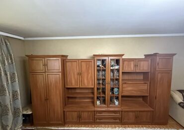 Гарнитуры для зала: Гарнитур для зала, Б/у, Шкаф, Самовывоз at lalafo.kg Гарнитуры для зала: Гарнитур для зала, Б/у, Шкаф, Самовывоз