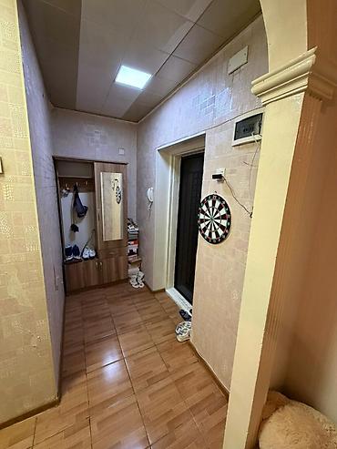 Недвижимость: Diqqət! 1 nəfər otaq yoldaşı xanım axtarılır. evde ana və 9 yaşlı — 6