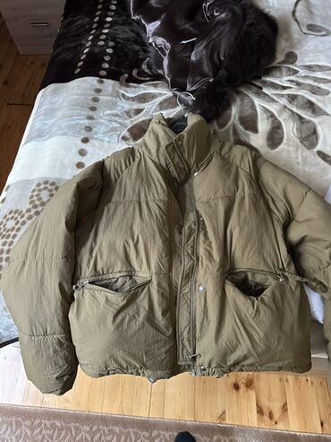 Kurtkalar: Qışlıq üst geyimlər dəsti Zara palto 50 azn Boz balonka 30 azn Xaki — 2
