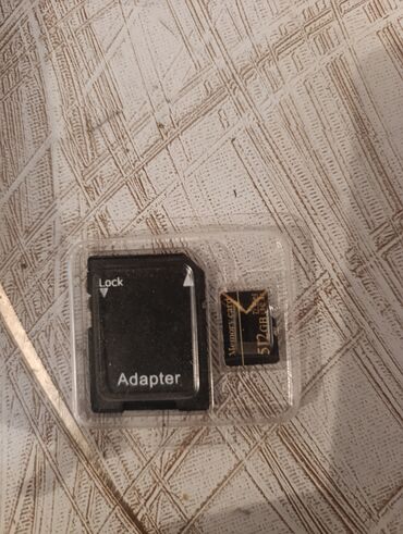 qrafik planşet haqqinda melumat: SD adapterli 512 GB yaddaş kartı. Bu kart rəqəmsal kameralar