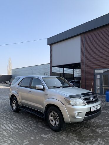 таета джип: Toyota Fortuner: 2005 г., 2.7 л, Автомат, Газ, Внедорожник