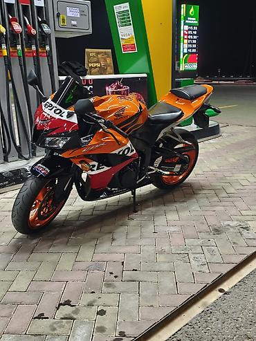 gsx 200: Спортбайк Honda, 600 куб. см, Бензин, Взрослый, Б/у — 3