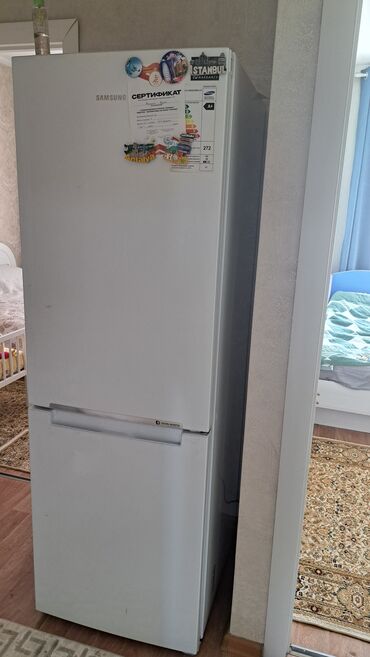 холодильник для машина: Холодильник Samsung, Б/у, Двухкамерный, No frost, 59 * 175 *