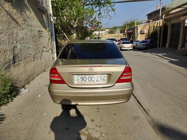 Mercedes-Benz: Mercedes-Benz C 200: 2 l | 2000 il Sedan -da lalafo.az — 5 Mercedes-Benz: Mercedes-Benz C 200: 2 l | 2000 il Sedan — 5