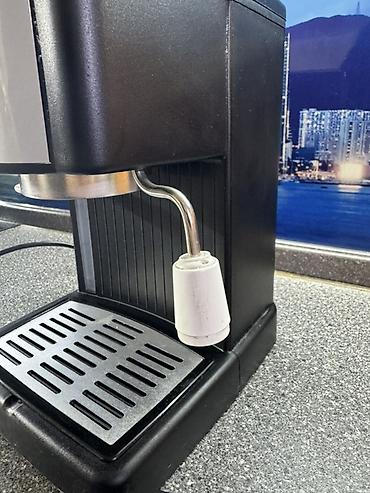 Кофеварки и кофемашины: Кофеварка, кофемашина — 8