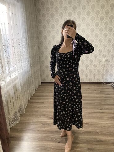 Повседневные платья: Каждая позиция по 300 сом Самовывоз либо отправка курьером Женские — 2