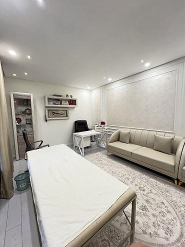 Продажа коттеджей и домов: 5 комнат, 250 м², 4 соток, Бишкек, Аламединский рынок / базар Собственник — 14