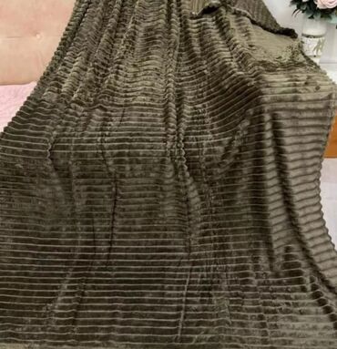 Одеяла и пледы: Плед, Китай, Новый, Шерсть, Все сезоны, Зима, Лето, Двусторонний, Плюшевый, Светящийся — 13