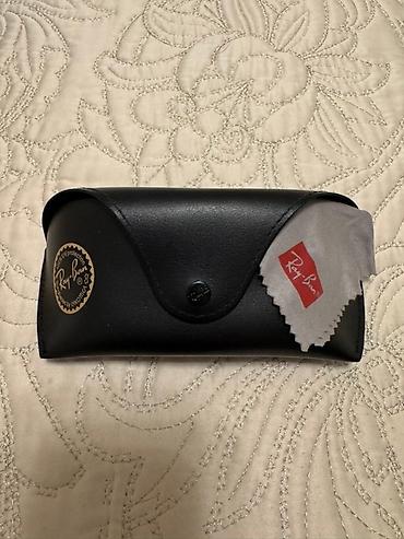 moschino torbice: Ray Ban futrola za naocare sa mikrofiber krpicom — 1