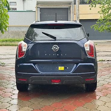 Ssangyong: Ssangyong Tivoli: 2022 г., 1.5 л, Автомат, Бензин, Кроссовер — 10