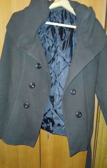 Zimske jakne: Zimski komplet odeće – tri gornja komada 1) Crna zimska jakna do kuka — 11