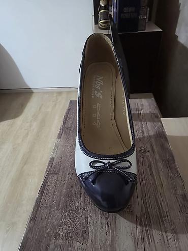 emili stromberg sandale: Elegantne ženske salonke Nbs’s Fashion Style - Model: klasične — 1