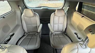 Kia: Kia Carnival: 2017 г., 2.2 л, Автомат, Дизель, Минивэн — 26