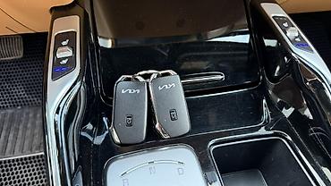 range rover evoque: Kia Sorento: 2022 г., 1.6 л, Гибрид, Кроссовер — 9