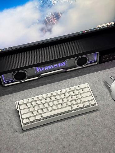 gmmk pro: Клавиатура, Logitech, Механическая, Bluetooth, Проводное подключение, Размер: 65% — 2