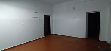 возможен обмен на дом: 4 комнаты, 136 м², 104 серия, 1 этаж, Косметический ремонт