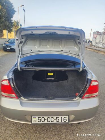 Nissan: Nissan Sunny: 1.6 l | 2008 il Sedan — 8