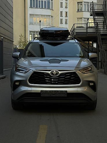 low ll: Toyota Highlander: 2021 г., 3.5 л, Автомат, Бензин, Внедорожник — 1