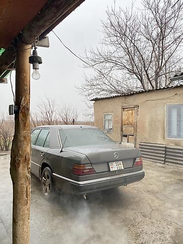 с кочкор авто: Mercedes-Benz W124: 1992 г., 2.2 л, Кол менен иштөөчү, Бензин, Седан — 3