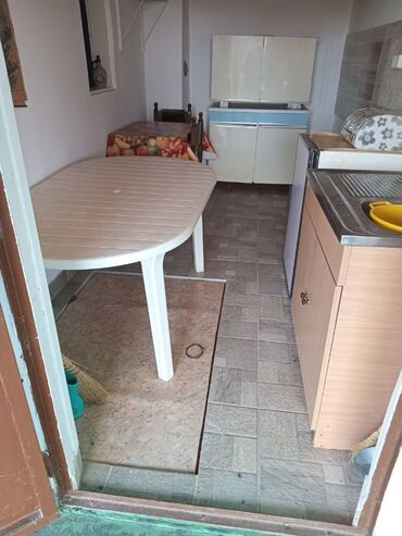 Kuće na prodaju: Prodajem manju vikendicu od 52m2 u Somboru na Bačkom kanalu kod mosta na lalafo.rs — 2 Kuće na prodaju: Prodajem manju vikendicu od 52m2 u Somboru na Bačkom kanalu kod mosta — 2