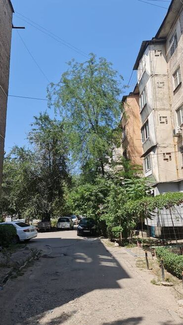 срочная продажа квартир: 2 бөлмө, 45 кв. м, 104-серия, 1 кабат, Косметикалык ремонт