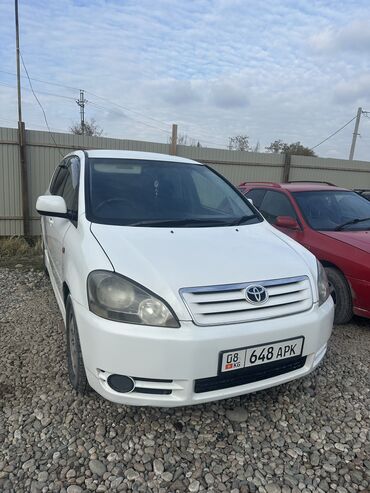 тайота 4ranner: Toyota Ipsum: 2001 г., 2.4 л, Автомат, Бензин, Минивэн