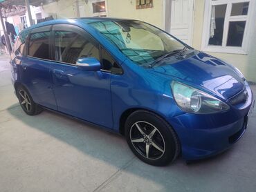 х5 2005: Honda Fit: 2005 г., 1.3 л, Вариатор, Бензин, Седан