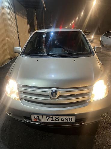 Toyota: Toyota ist: 2003 г., 1.3 л, Хэтчбэк — 6