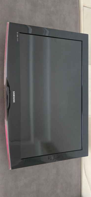 İşlənmiş Televizor Samsung Led 82"