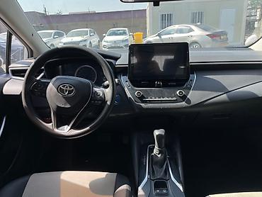 Toyota: Toyota Corolla: 2022 г., 1.8 л, Вариатор, Бензин, Седан — 5