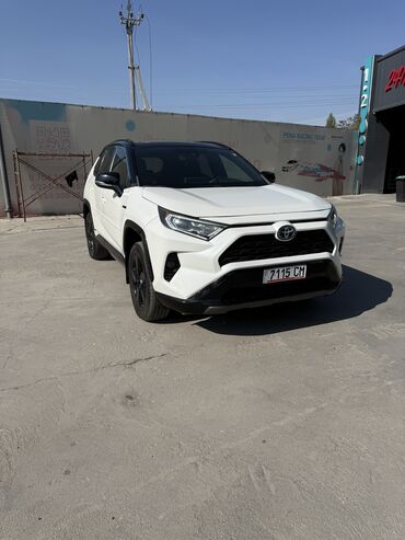 кожаные чехлы для авто: Toyota RAV4: 2020 г., 2.5 л, Автомат, Гибрид, Кроссовер