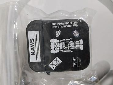 montech sky two: KAWS “AIR” – кейс для наушников (чехол). - Форм‑фактор: раскладной — 2