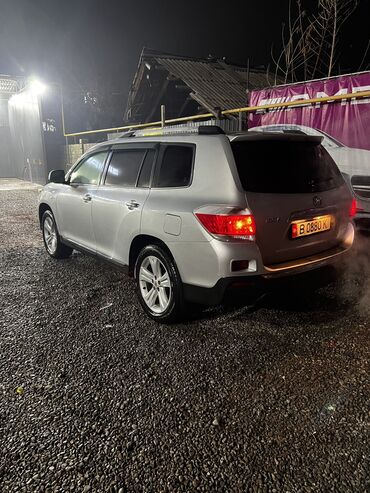 пультовую машину: Toyota Highlander: 2011 г., 3.5 л, Автомат, Газ, Кроссовер