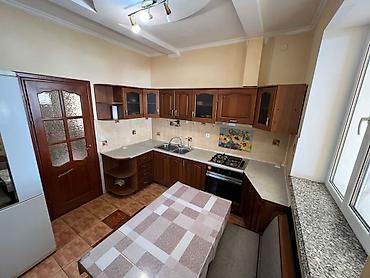 Долгосрочная аренда домов: 300 м², 7 комнат at lalafo.kg — 9 Долгосрочная аренда домов: 300 м², 7 комнат — 9