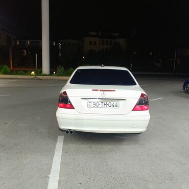 Mercedes-Benz: Mercedes-Benz E-Class: 2.2 l | 2006 il Sedan — 7