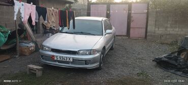 ланом: Mitsubishi Lancer: 1993 г., 1.6 л, Механика, Бензин, Седан