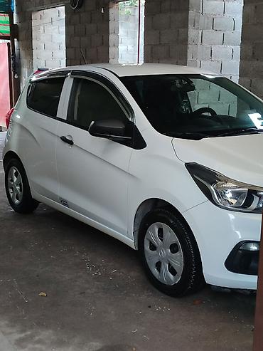 Chevrolet: Chevrolet Spark: 2018 г., 1 л, Вариатор, Бензин — 11