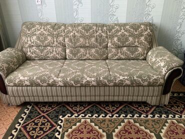 кухонный уголок фото и цены: Раскладной диван, Б/у at lalafo.kg кухонный уголок фото и цены: Раскладной диван, Б/у