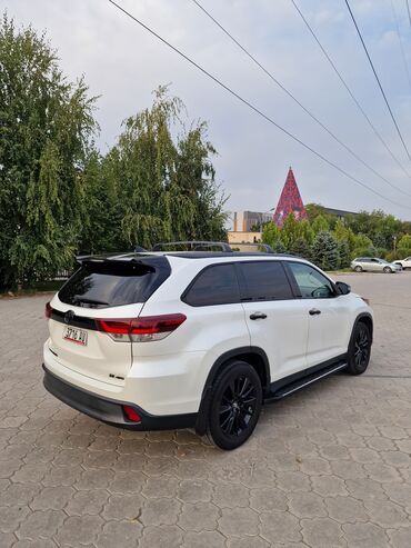 резина 14 с: Toyota Highlander: 2019 г., 3.5 л, Автомат, Бензин, Кроссовер