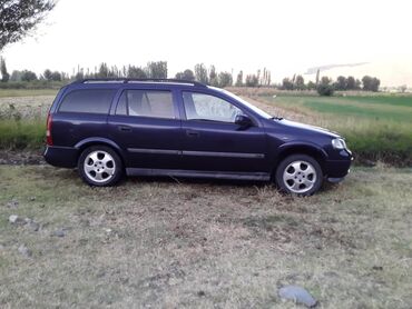 Opel: Opel Astra GTC: 2000 г., 1.6 л, Механика, Бензин, Универсал