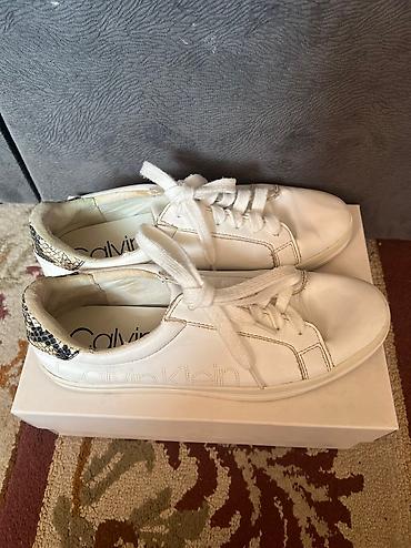Кроссовки и спортивная обувь: Кроссовки, 38, Calvin Klein, Б/у, цвет - Белый, Платная доставка, Самовывоз — 4