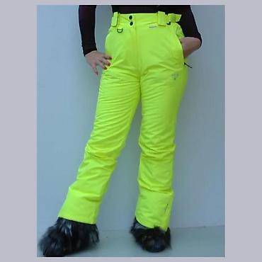 Ski pantalone: Ženske skijaške pantalone u jarko neon žutoj boji, dizajnirane za — 2