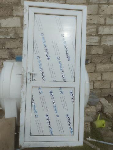 işlenmiş taxtlar: Hamam üçün İşlənmiş Plastik qapı 90x205 sm Çərçivə ilə, Ödənişli çatdırılma — 1