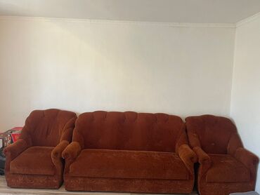 Прямой диван, цвет - Коричневый, Б/у