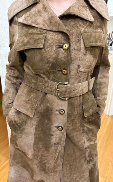 Plaşlar: Qadın üçün süet trençkot - Material: yumşaq süet (nubuk effektli) — 3