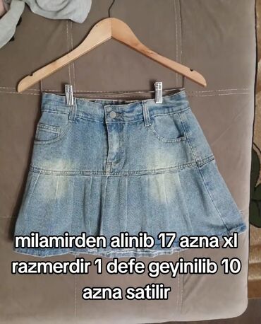Köynək və bluzalar: Qadın geyimləri paketi 1) Qırmızı off-shoulder crop bluz - Uzunqol — 6