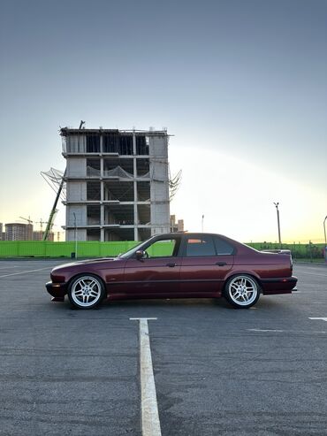BMW: BMW 5 series: 1992 г., 3 л, Механика, Бензин, Седан — 13