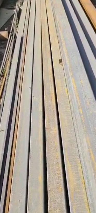 plastik qapı və pəncərələr: Dəmir profil 100×100 boyları 6 metre stenkası 5mm bir metresi 10 manat — 2