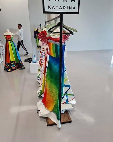 Ostali nameštaj: ŠTENDERI MODEL GALERIJA 2 | Kontakt telefon 06******** Viber — 5